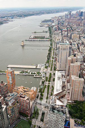 Aerial photo of Hudson River and West side of Manhattan