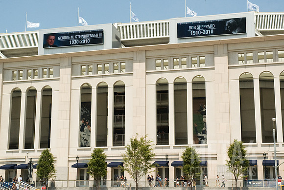 Old Timers' Day at Yankee Stadium 2010 | George Steinbrenner and Bob Sheppard Honored at Yankee Stadium