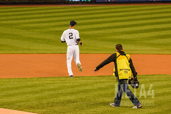 Derek Jeter takes the field | Derek Jeter Final Game at Yankee Stadium on September 25, 2014