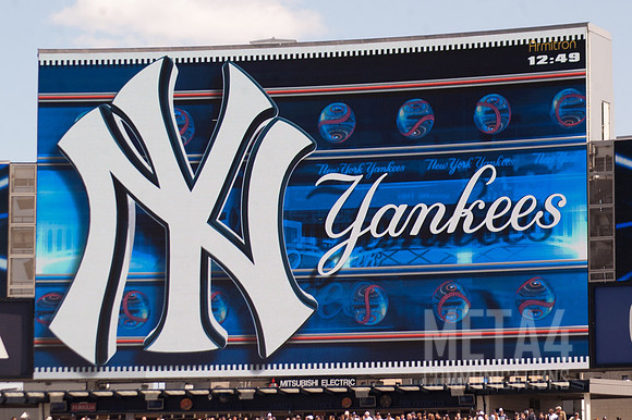 New York Yankees Logo  | Yankee Stadium Video Screen