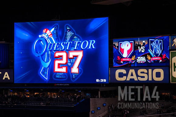 2009 World Series | Game 1 Video Screen