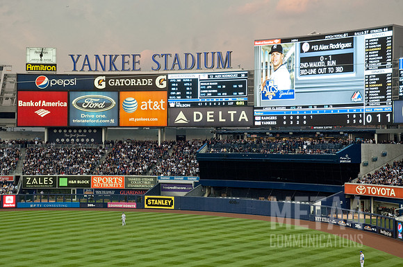2010 ALCS Game 5 | Yankee Stadium Scoreboard