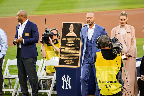Derek Jeter Monument Park Plaque Dedication | Yankee Stadium 2017