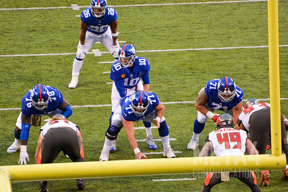 Eli Manning Through the Uprights | MetLife Stadium
