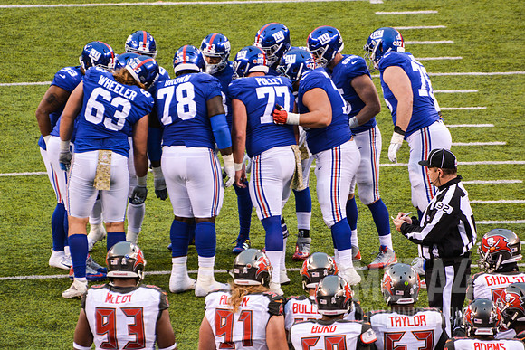NY Giants' Offensive Huddle | MetLife Stadium